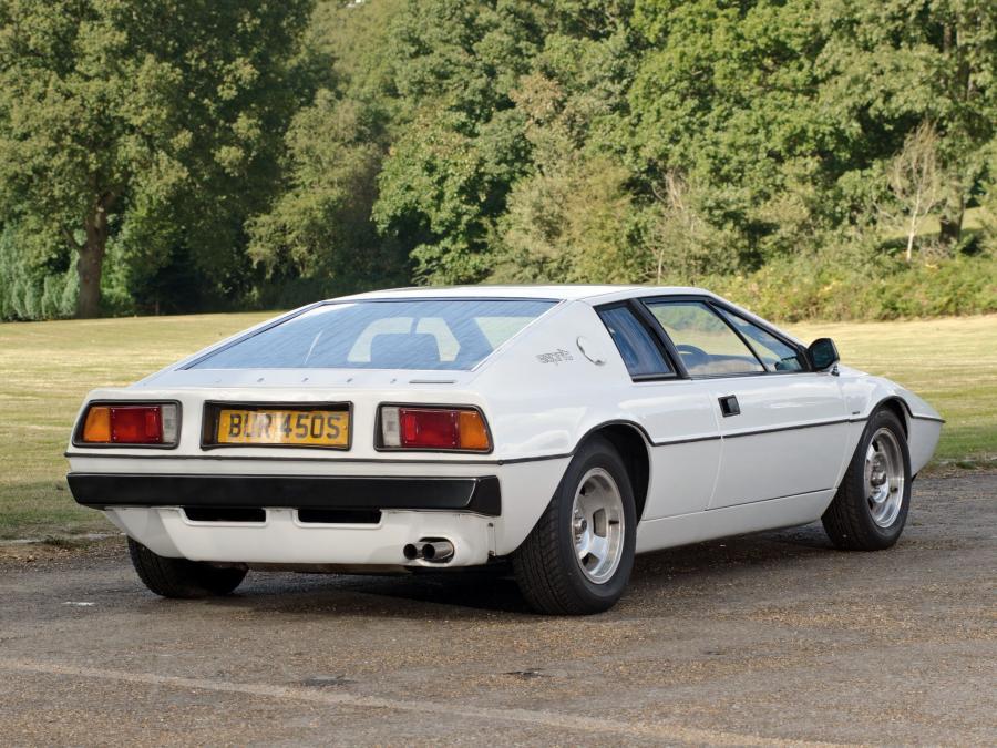  Lotus Esprit 1976 года  (фото 18 из 19)